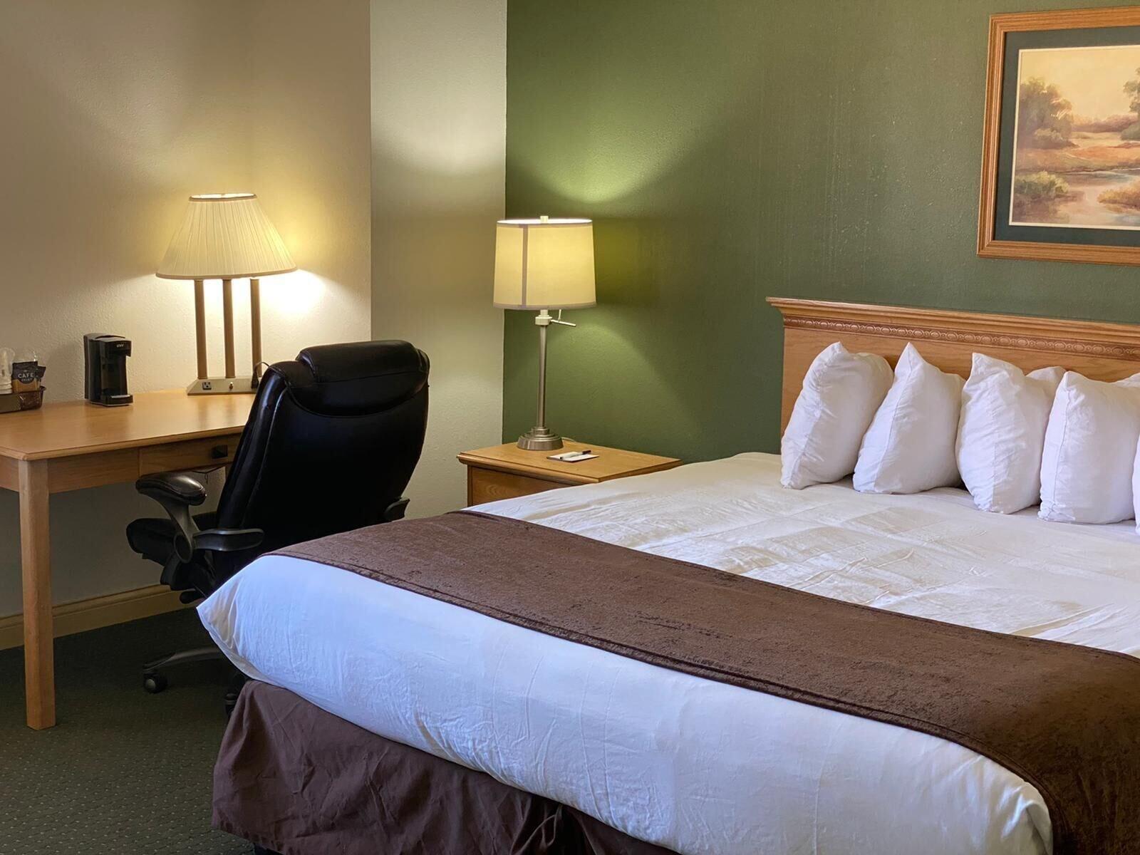 Baymont By Wyndham Robinson Hotel Bagian luar foto