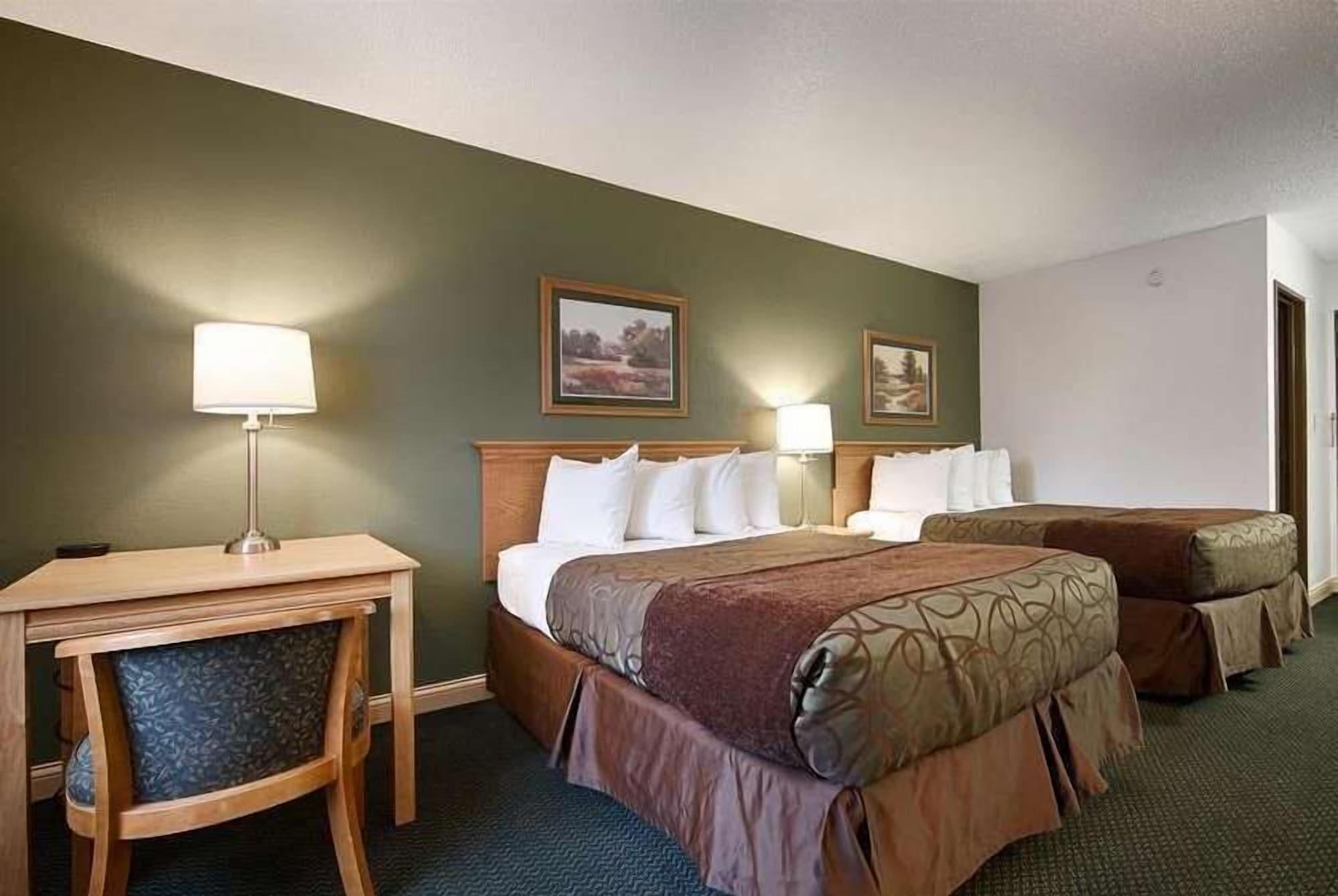 Baymont By Wyndham Robinson Hotel Bagian luar foto