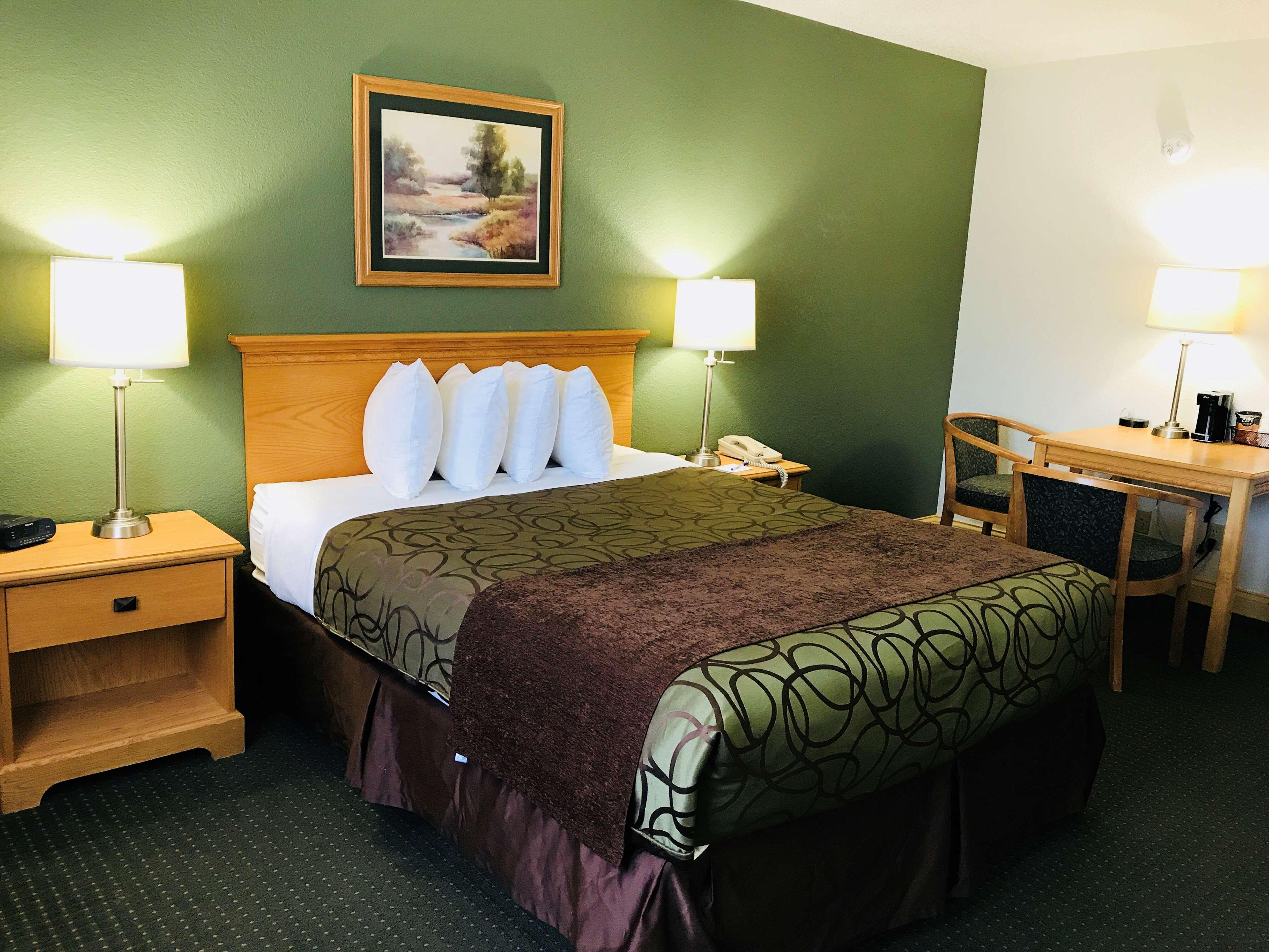 Baymont By Wyndham Robinson Hotel Bagian luar foto