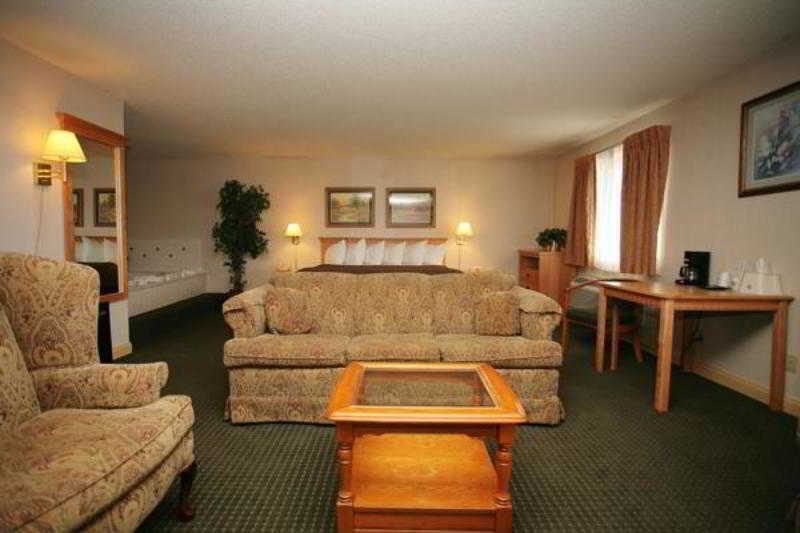Baymont By Wyndham Robinson Hotel Bagian luar foto