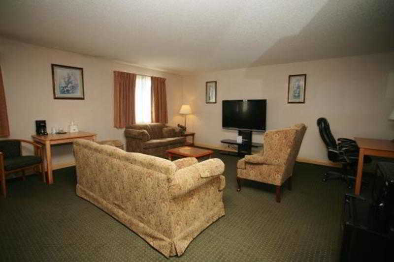 Baymont By Wyndham Robinson Hotel Bagian luar foto